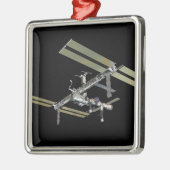 Computergegenereerd uitzicht 23 metalen ornament (Links)