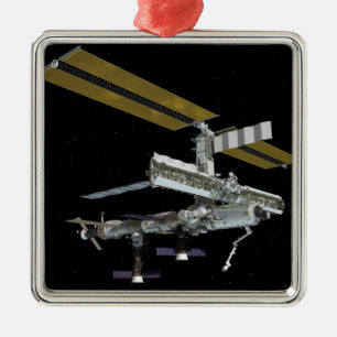 Computergegenereerd uitzicht metalen ornament