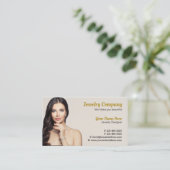 Concepteur de bijoux / Carte de visite vendeur (Debout devant)