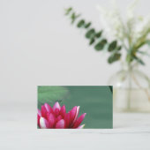 Conception de carte de visite de nénuphar (Debout devant)