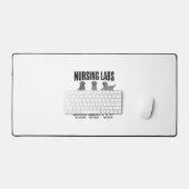 Conception de chemise vectorielle de jeu de mots m (Clavier et souris)