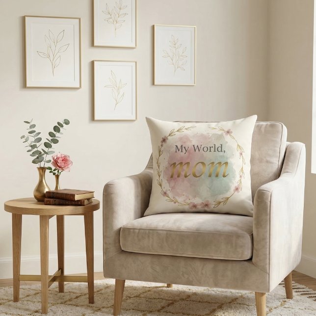 Conception de Coussin de Citation de Maman à l'Aqu (Floral mom pillow – cozy and meaningful Mother’s Day gift)