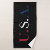 Conception de lettrage rouge blanc et bleu des É.- (Serviette de bain)