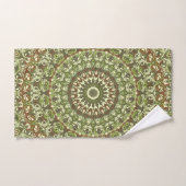 Conception de motif mandala de couleur vert terreu (Serviette à main)