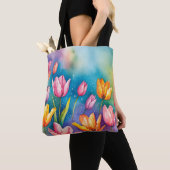 Conception de Sac fourre-tout de tulipes vivides (De près)