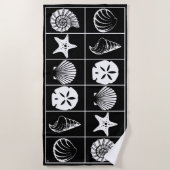 Conception de serviette de plage coquilles noir et (Devant)