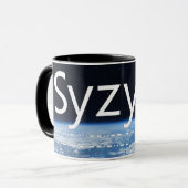 Conception de "Syzygy" (1) sur la tasse de la (Devant gauche)
