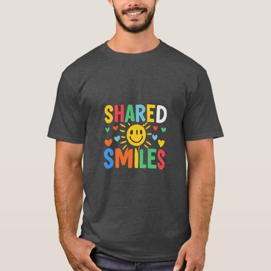 Conception de t-shirt Smiles partagés - Expression (Devant)
