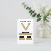 Conception de V, Cartes de Visiteur (Debout devant)