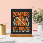 Conception de vecteur drôle de zombie mangeant des (Mariage)