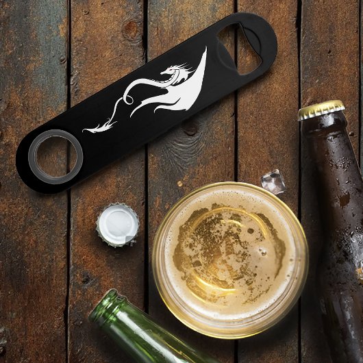 Conception d'illustration de dragon tribal noir et