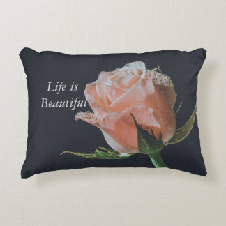 Conception rose sur Accent coussin