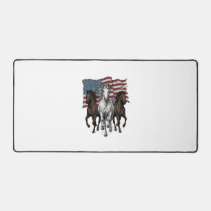 Conception vectorielle de chevaux courant patrioti