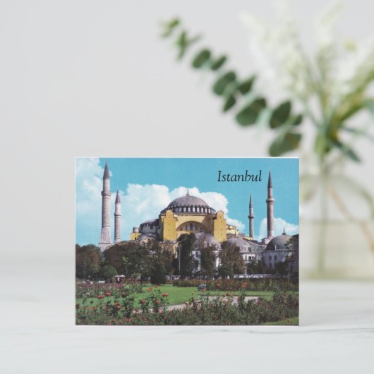 Conception vintage de carte postale d'Istanbul (Debout devant)