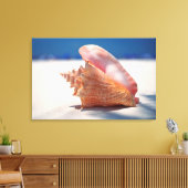 Conch Shell op strand 2 Canvas Afdruk (Insitu (Woonkamer))