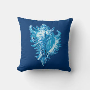 Conch Shell Zee Life Print, Indigo Blue en White Kussen