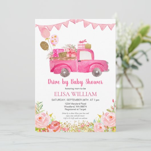 Conduite de camion rose par invitation à la douche (Debout devant)