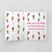 Cônes de glace et cartes d'anniversaire aux rubans (Intérieur)