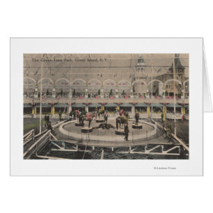 Coney Island, NY - acte de cirque de Luna Park