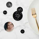 Confettis 80 | Black & White Modern 80th Birthday Photo<br><div class="desc">Ajoutez des détails à votre journée spéciale avec cet élégant confetti de table photo de 80e anniversaire. Ce design présente un script de brosse chic "Eighty",  "Cheers",  "Birthday" en noir et blanc combo. D'autres conceptions et fournitures de fête sont disponibles à ma boutique BaraBomDesign.</div>