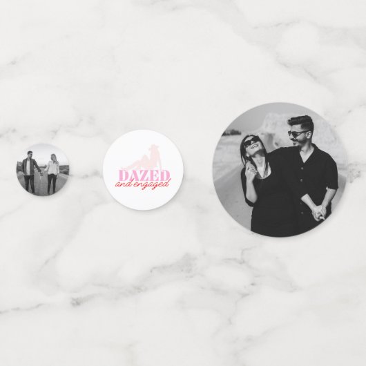 Confettis de photo de fête de bachelorade Dazed &  (Derrière)