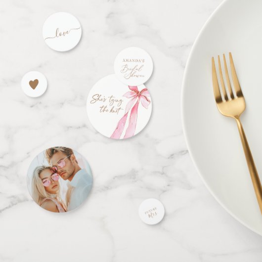 Confettis Elle Attache Le Nœud Réception De Mariage (Groupe)