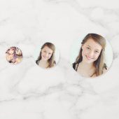 Confettis Jolie fille Anime avec Kitten et gâteau d'annivers (Derrière)