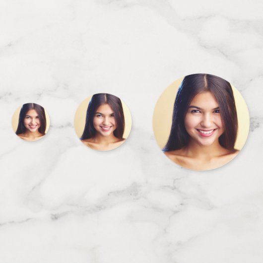 Confettis Quinceanera rouge fleurs de robe blanc (Devant)