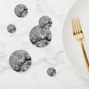 Confettis Rochers dans la mer, vue au-dessus 2