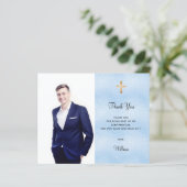 Confirmation photo garçon bleu budget carte de rem (Debout devant)