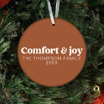 Confort & Joie Moderne Simple Terracotta Noël<br><div class="desc">Notre "Confort & Joie" Moderne Simple Ornement de Noël en terre cuite - un ajout polyvalent et étonnant à votre décor de vacances. Conçu avec du matériel étanche, cet ornement allie les tendances modernes à la joie intemporelle de la période des fêtes. Vous avez la liberté créative de personnaliser cet...</div>