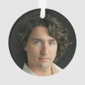 Congenial Justin Trudeau 2010 (dos)