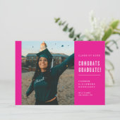 CONGRATS MINIMALISTES MODERNES INVITATION DIPLÔMÉE (Debout devant)