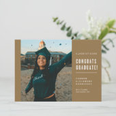 CONGRATS MINIMALISTES MODERNES INVITATION DIPLÔMÉE (Debout devant)