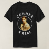 Conner 4 Echte Essentiële T-Shirt (Design voorkant)