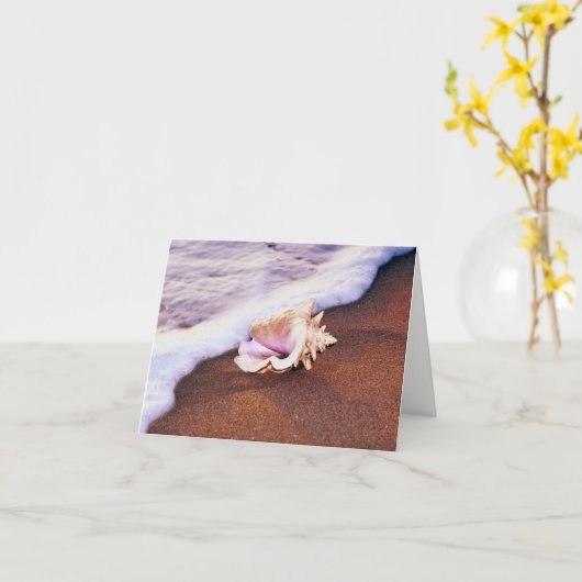 Conque Shell sur la carte de note de plage (Fleur jaune)