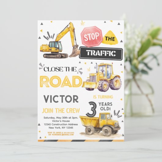 Construction 3ème anniversaire Invitation (Debout devant)