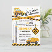 Construction Birthday kid Invitation (Debout devant)