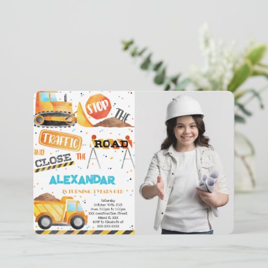 Construction modifiable Anniversaire Invitations p (Debout devant)