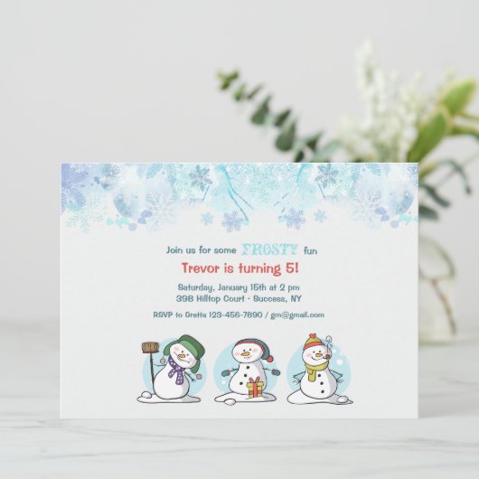 Construisons une invitation de Snowman (Debout devant)