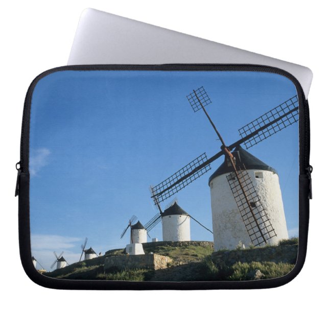 Consuegra, La Mancha, Spanje, windmolens 2 Laptop Sleeve (Voorkant)