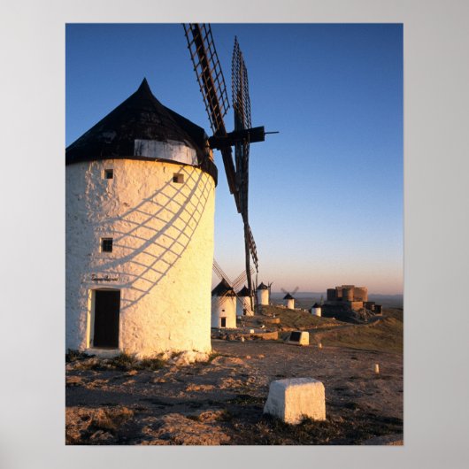 Consuegra, La Mancha, Spanje, windmolens Poster (Voorkant)