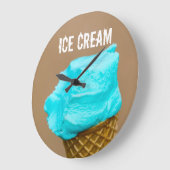 Consumptie-ijs met wafelmacro grote klok (Hoek)