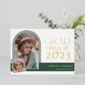 Contemporain Chic Graduation Foil Invitation (Debout devant)