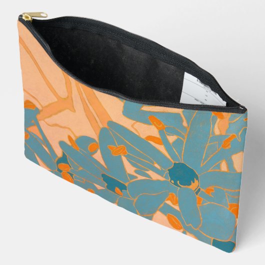Contemporary Leaf Design in Peach Etui (Open)