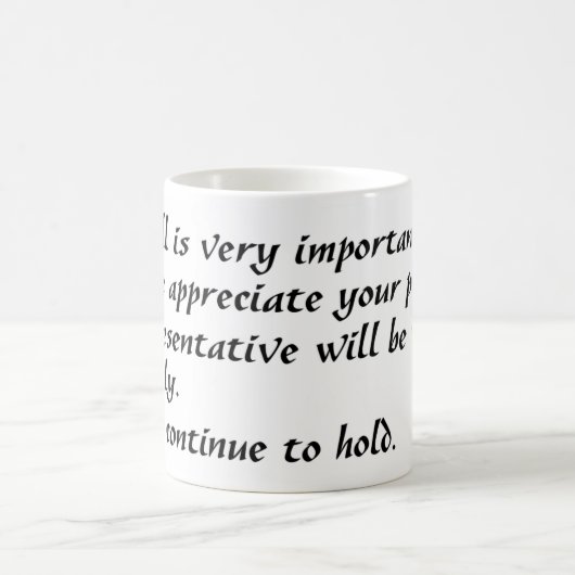 Continuer À Tenir La Mug (Centre)