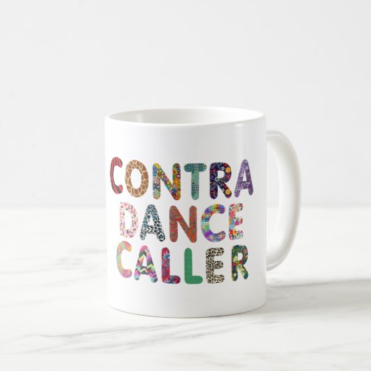 Contre la tasse de visiteur de danse (Devant droit)