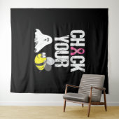Controleer uw boe bijen Funny Breast Cancer Hallow Wandkleed (In Situ (horizontaal))
