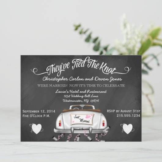 Converteerbaar Chalkboard Post Wedding Invite Kaart (Staand voorkant)