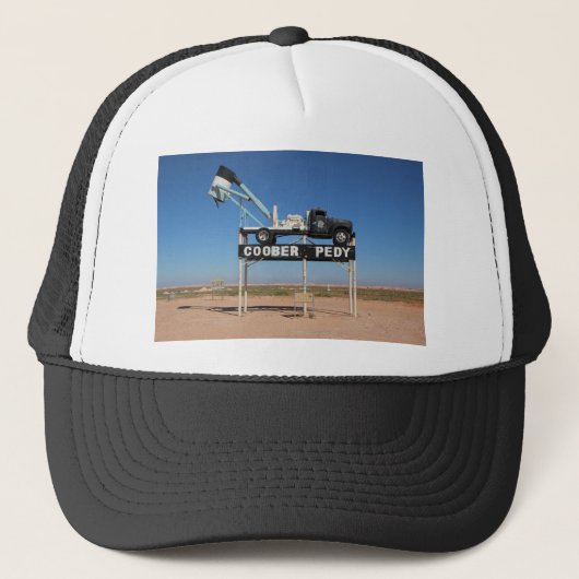 Coober Pedy Outback Australia Souvenir Foto Trucker Pet (Voorkant)